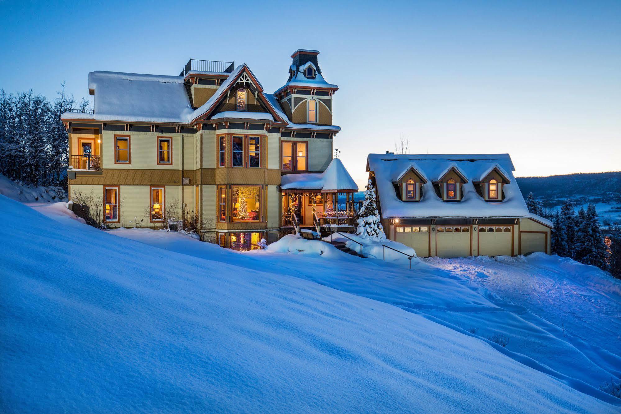 The Victorian Luxury B&B Стимбот Спрингс Экстерьер фото